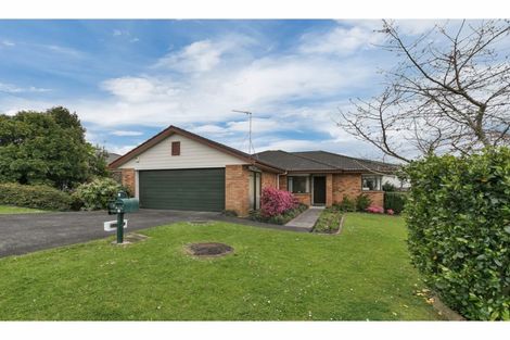 Photo of property in 4 Rush Creek Drive, Westgate, Auckland, 0614
