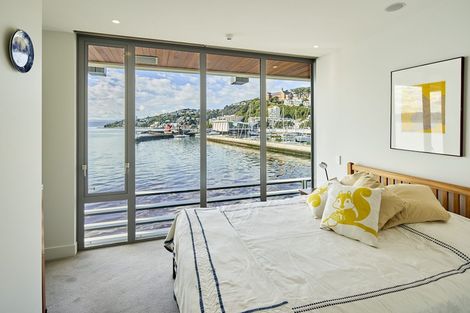 Photo of property in Clyde Quay Wharf, 1a/8 Clyde Quay Wharf, Te Aro, Wellington, 6011