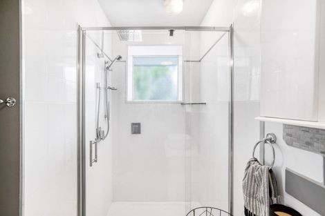 Photo of property in 27 Jenkins Avenue, Redwood, Christchurch, 8051