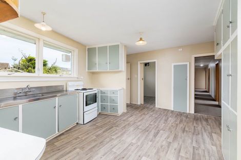 Photo of property in 4 Chedworth Avenue, Bishopdale, Christchurch, 8053