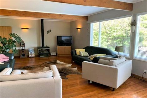 Photo of property in 39 Acheron Road, Paremata, Porirua, 5026