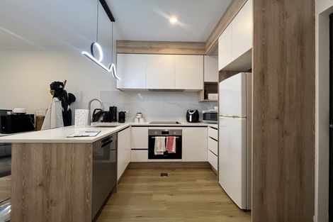 Photo of property in 1c Deering Place, Papatoetoe, Auckland, 2025