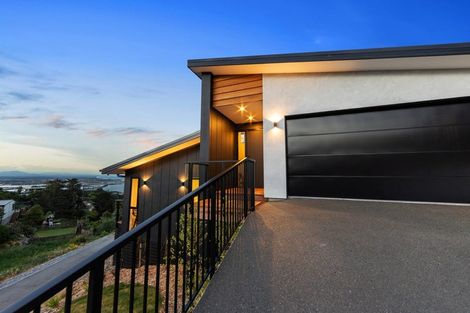 Photo of property in 307a Mount Pleasant Road, Mount Pleasant, Christchurch, 8081