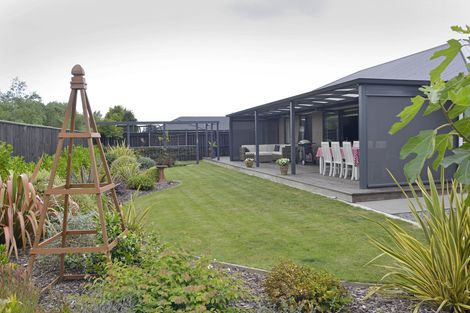 Photo of property in 72 Feist Street, Carterton, 5713