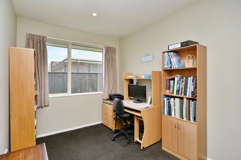 Photo of property in 6 Wisteria Lane, Rangiora, 7400