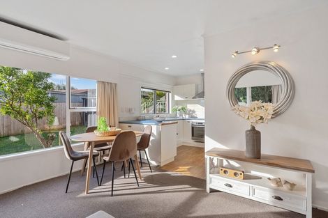 Photo of property in 2/14 Ewen Alison Avenue, Devonport, Auckland, 0624