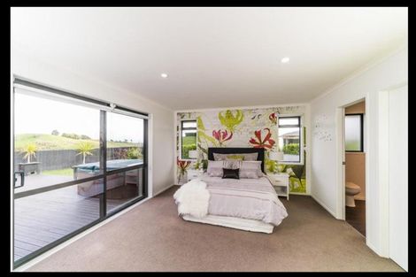 Photo of property in 12 Ballintoy Park Drive, Welcome Bay, Tauranga, 3175