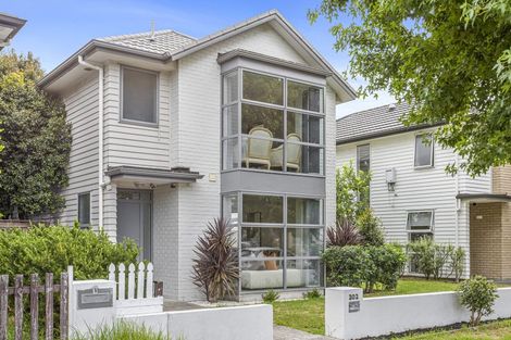 Photo of property in 202 Porchester Road, Takanini, 2112