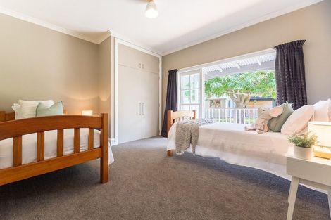 Photo of property in 43 Dale Road, Raumati South, Paraparaumu, 5032