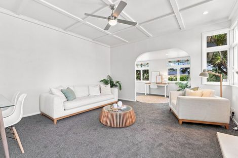Photo of property in 1 Karewa Street, Castlecliff, Whanganui, 4501