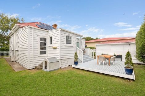 Photo of property in 68 Avenue Road, Otahuhu, Auckland, 1062