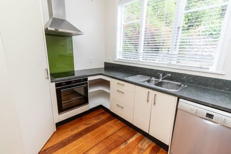 Photo of property in 14 Buckingham Street, Melrose, Wellington, 6023