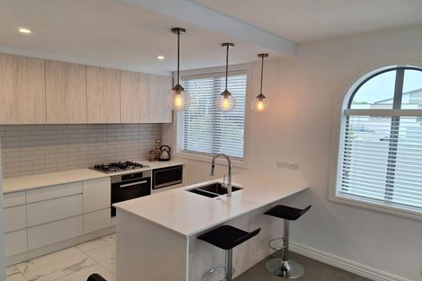 Photo of property in 1/52 Fendalton Road, Fendalton, Christchurch, 8014