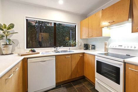 Photo of property in 2/14 Aramoana Avenue, Devonport, Auckland, 0624