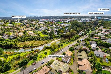 Photo of property in 39a Central Park Drive, Te Atatu South, Auckland, 0610