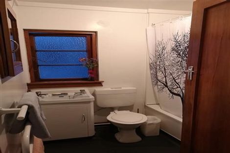 Photo of property in San Marino Apartments, 9/4 Oak Park Avenue, Te Aro, Wellington, 6011