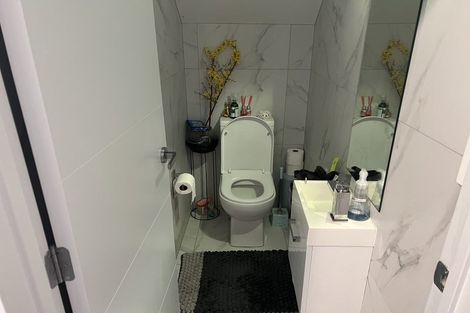 Photo of property in 9a Alan Avenue, Henderson, Auckland, 0610