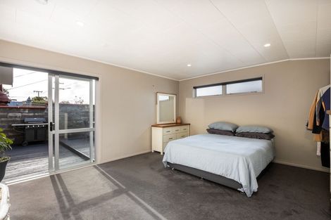 Photo of property in 78 Gover Street, New Plymouth, 4310