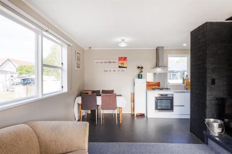 Photo of property in 181a Bridge Street, Bulls, 4818