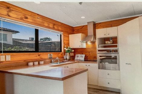 Photo of property in 1/258 Bucklands Beach Road, Bucklands Beach, Auckland, 2012