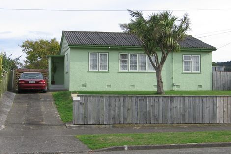 Photo of property in 7 Gillespie Street, Taita, Lower Hutt, 5011