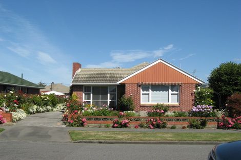 Photo of property in 8 Damien Place, Bromley, Christchurch, 8062