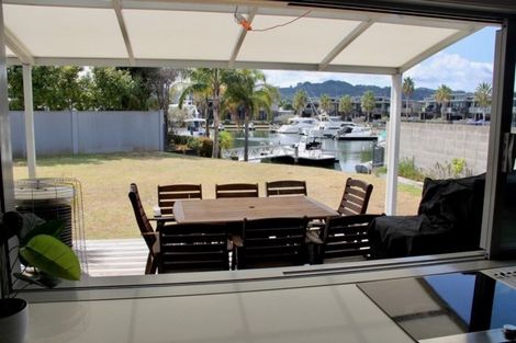 Photo of property in 12 Arawa Lane, Whitianga, 3510