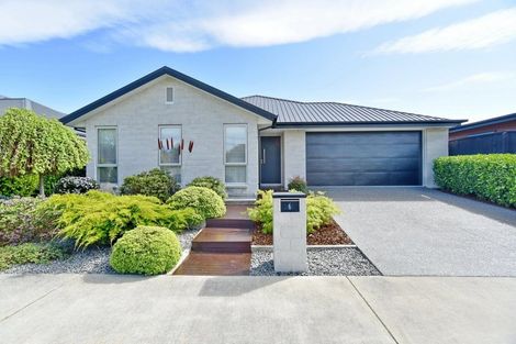 Photo of property in 6 Brantholme Place, Rangiora, 7400