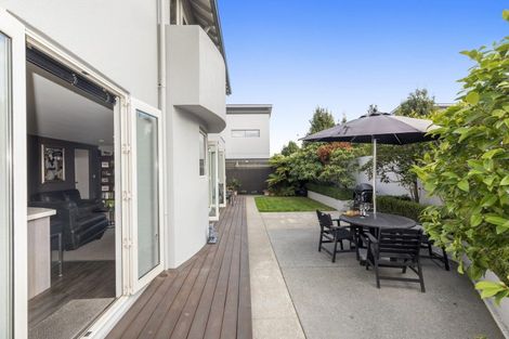 Photo of property in 28 Mayfair Street, Riccarton, Christchurch, 8011