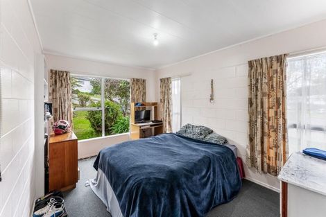 Photo of property in 50 Trelawney Crescent, Westown, New Plymouth, 4310
