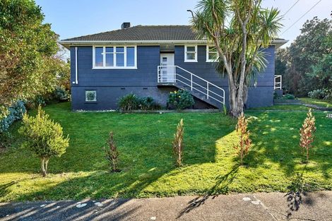 Photo of property in 52 Owhiti Street, Titahi Bay, Porirua, 5022
