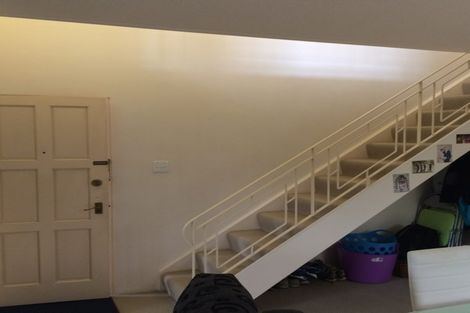 Photo of property in 3/28 Wolsley Avenue, Milford, Auckland, 0620