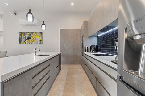 Photo of property in 20 Freedom Drive, Kelvin Grove, Palmerston North, 4414