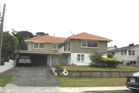 Photo of property in 14 Jonathan Place, Sunnynook, Auckland, 0620