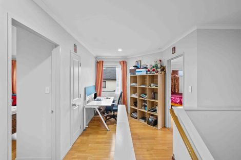 Photo of property in 20a Glenside Avenue, Pakuranga, Auckland, 2010