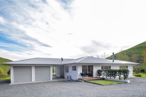 Photo of property in 90 Kopaki Bay Road, Puketapu, Napier, 4182