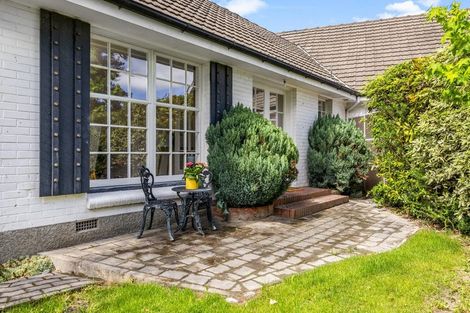 Photo of property in 2/3 Tuirau Place, Ilam, Christchurch, 8041