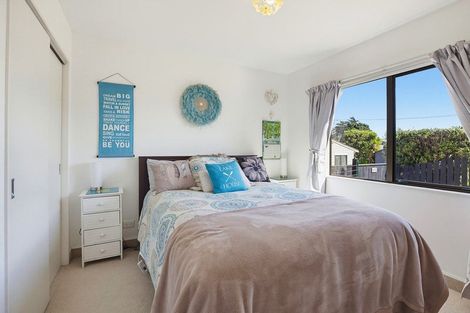 Photo of property in 3/4u Richard Street, Titahi Bay, Porirua, 5022