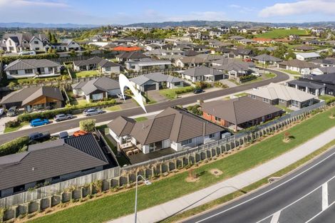 Photo of property in 91 Bert Wall Drive, Omokoroa, 3114