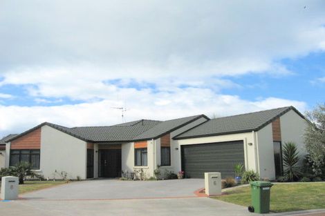 Photo of property in 6 Hinemarama Close, Papamoa Beach, Papamoa, 3118