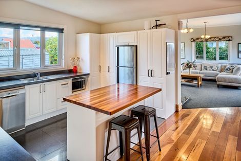 Photo of property in 17 Connolly Street, Boulcott, Lower Hutt, 5010