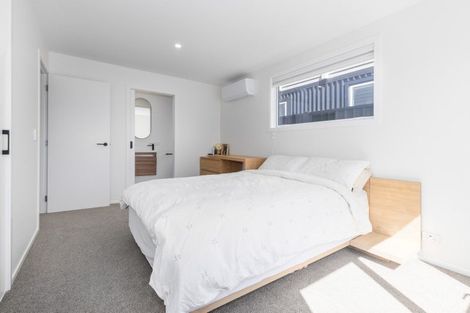 Photo of property in 30 Hokioi Drive, Kenepuru, Porirua, 5022