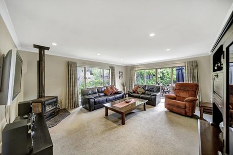 Photo of property in 55 Ray Small Drive, Pahurehure, Papakura, 2113