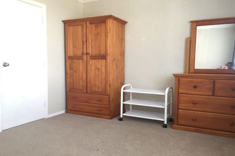 Photo of property in 39a Sturges Road, Henderson, Auckland, 0612