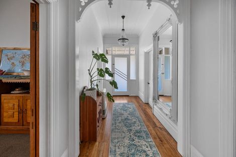 Photo of property in 6 Hall Street, Napier South, Napier, 4110