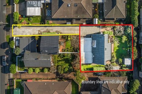 Photo of property in 1/23 Eastern Beach Road, Eastern Beach, Auckland, 2012