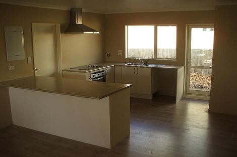 Photo of property in 19 Viridian Lane, Greenhithe, Auckland, 0632