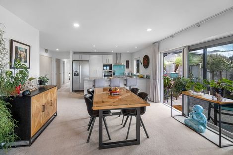 Photo of property in 8 Bayview Park Lane, Orewa, 0931