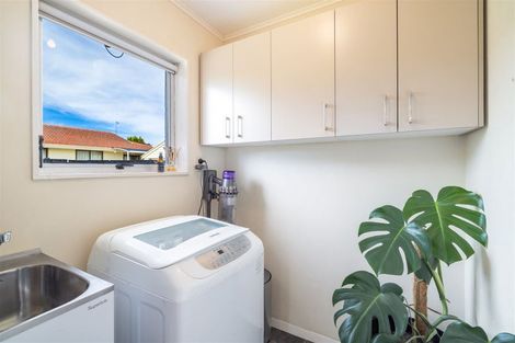 Photo of property in 325 Sawyers Arms Road, Bishopdale, Christchurch, 8053