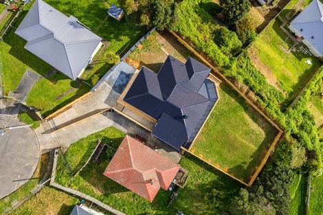 Photo of property in 23 Cumberland Grove, Cannons Creek, Porirua, 5024